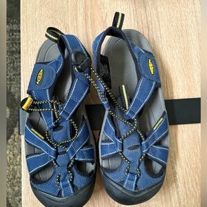 Keen Newport H2 Blue Waterproof Hiking Shoes Water Sandals Women's Size 6.5